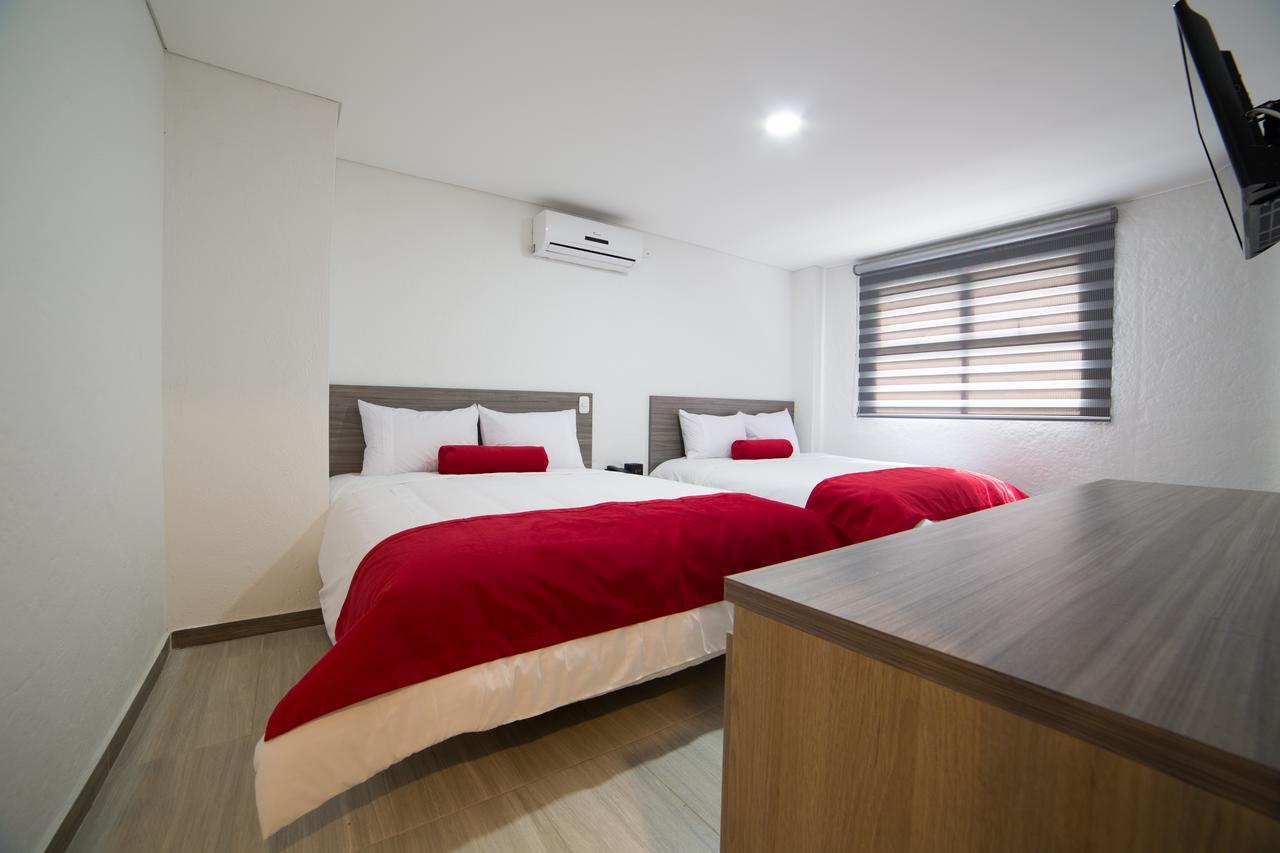Hotel Med 70 ميديلين المظهر الخارجي الصورة